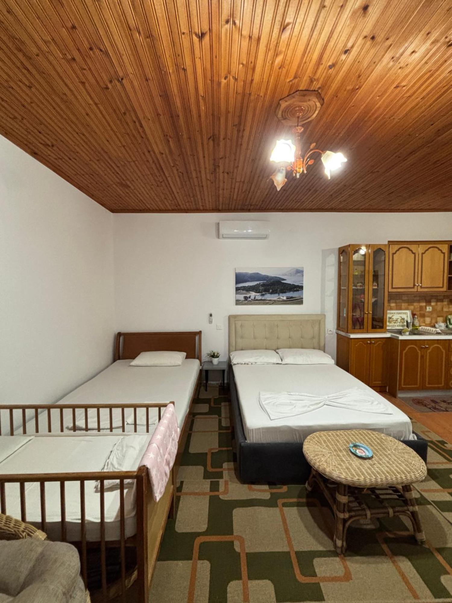 Hotel Lida'S House Lukovë Zewnętrze zdjęcie